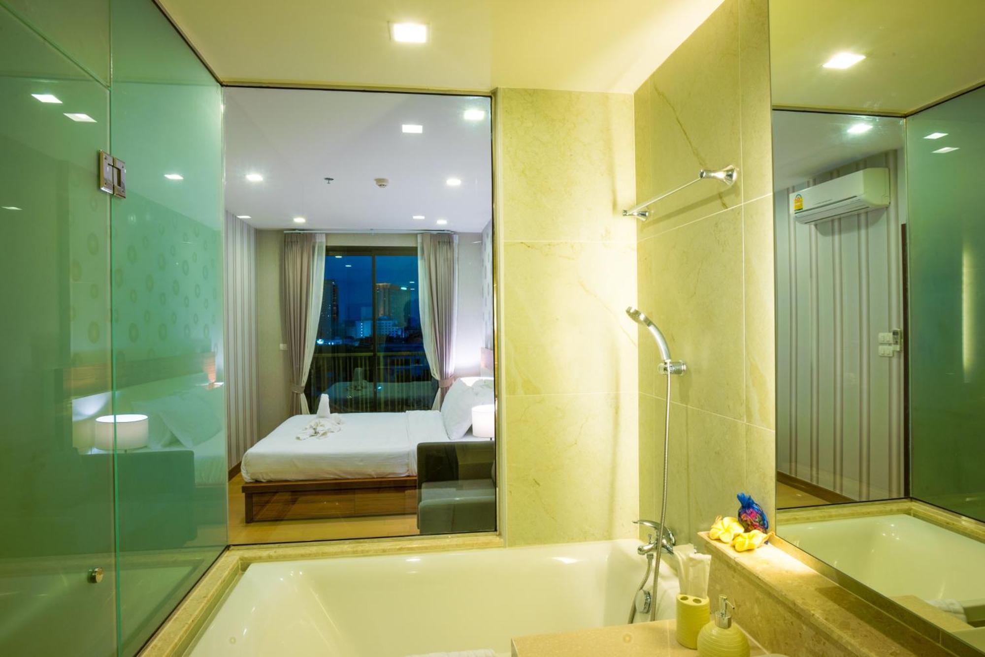 The Astra Suites Τσιάνγκ Μάι Εξωτερικό φωτογραφία