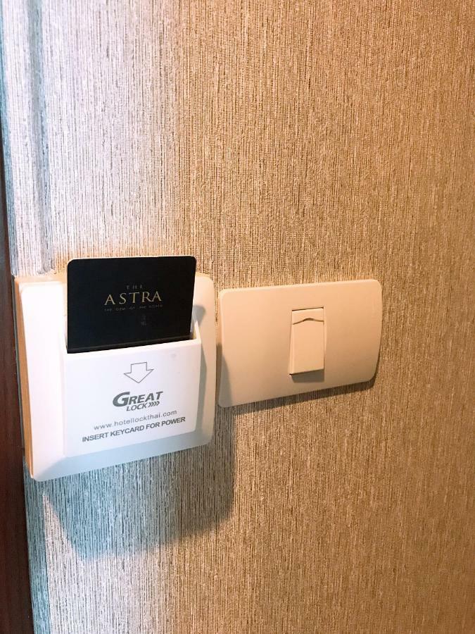 The Astra Suites Τσιάνγκ Μάι Εξωτερικό φωτογραφία