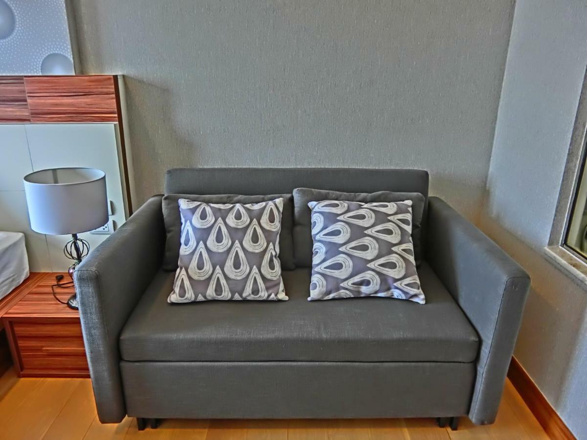 The Astra Suites Τσιάνγκ Μάι Εξωτερικό φωτογραφία
